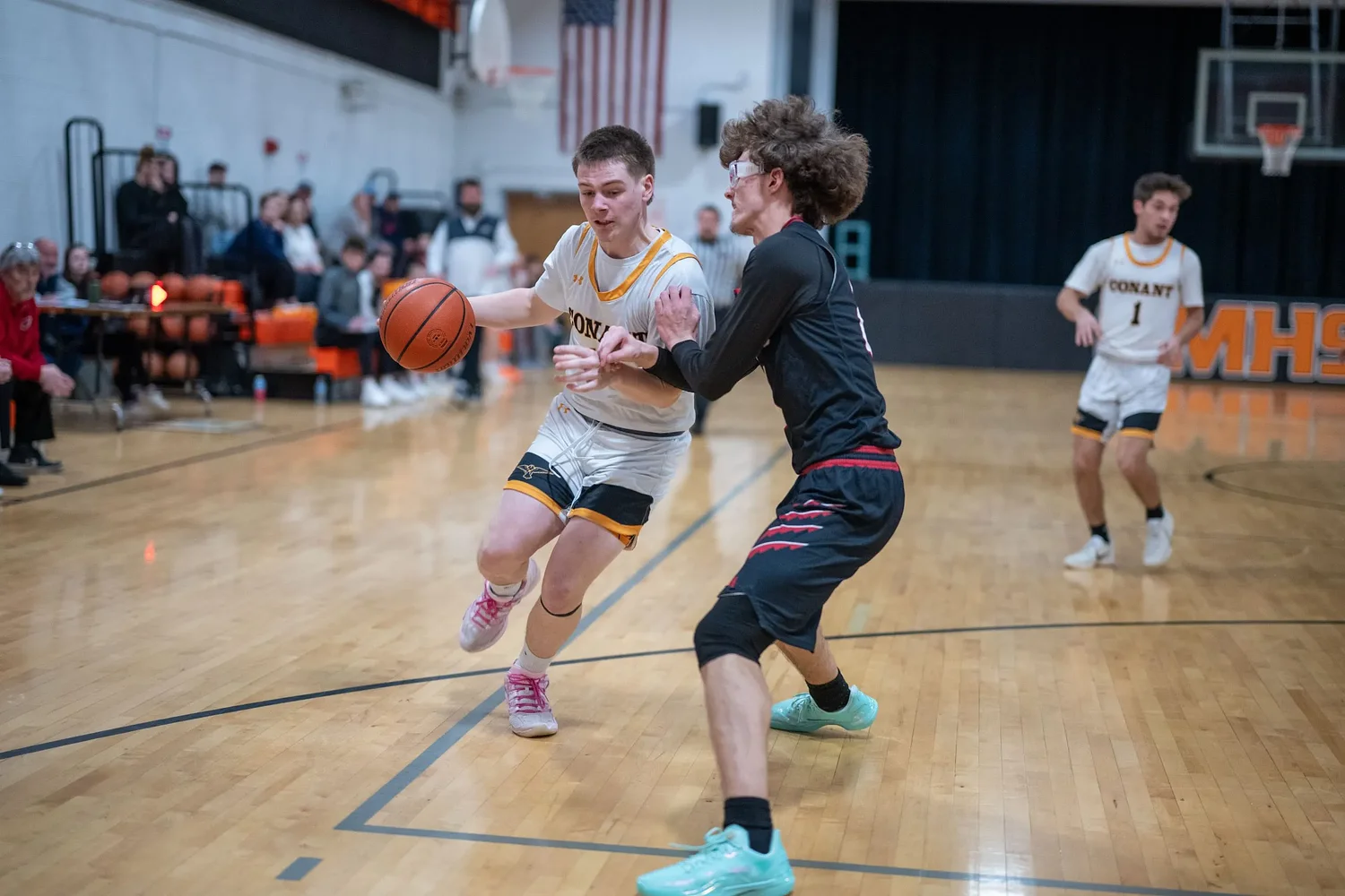 Conant boys' basketball struggles in rebuilding phase