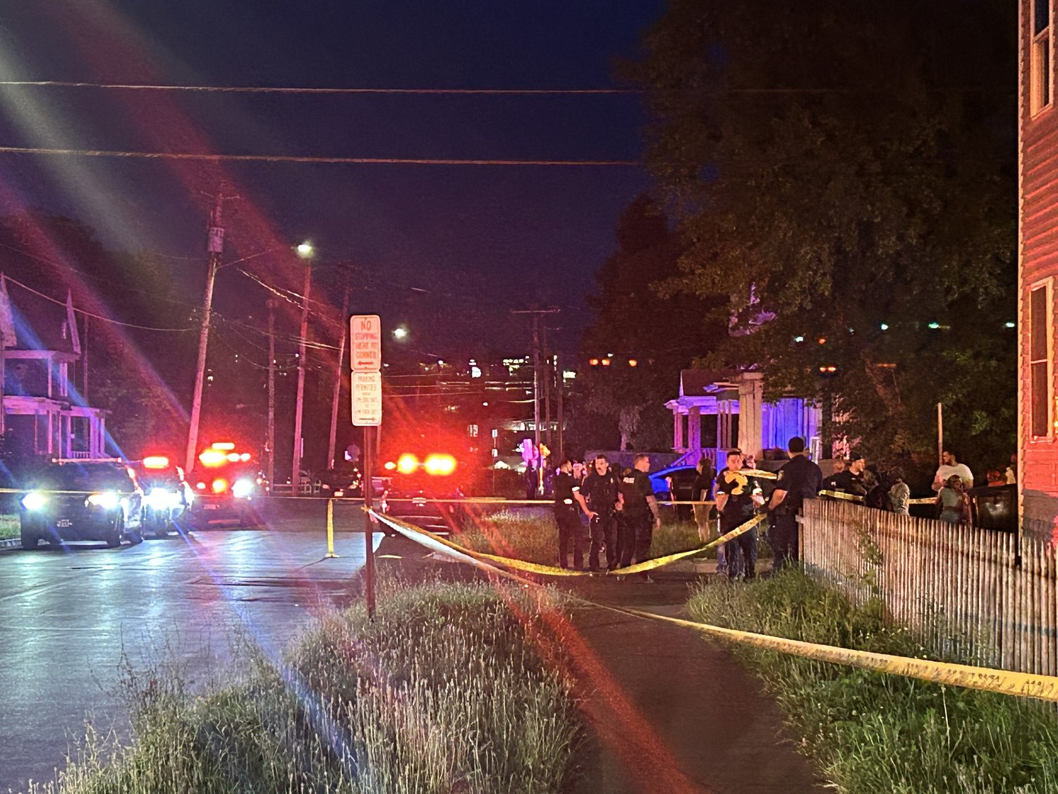 Two people shot at house on Lincoln Avenue in Syracuse, police say
