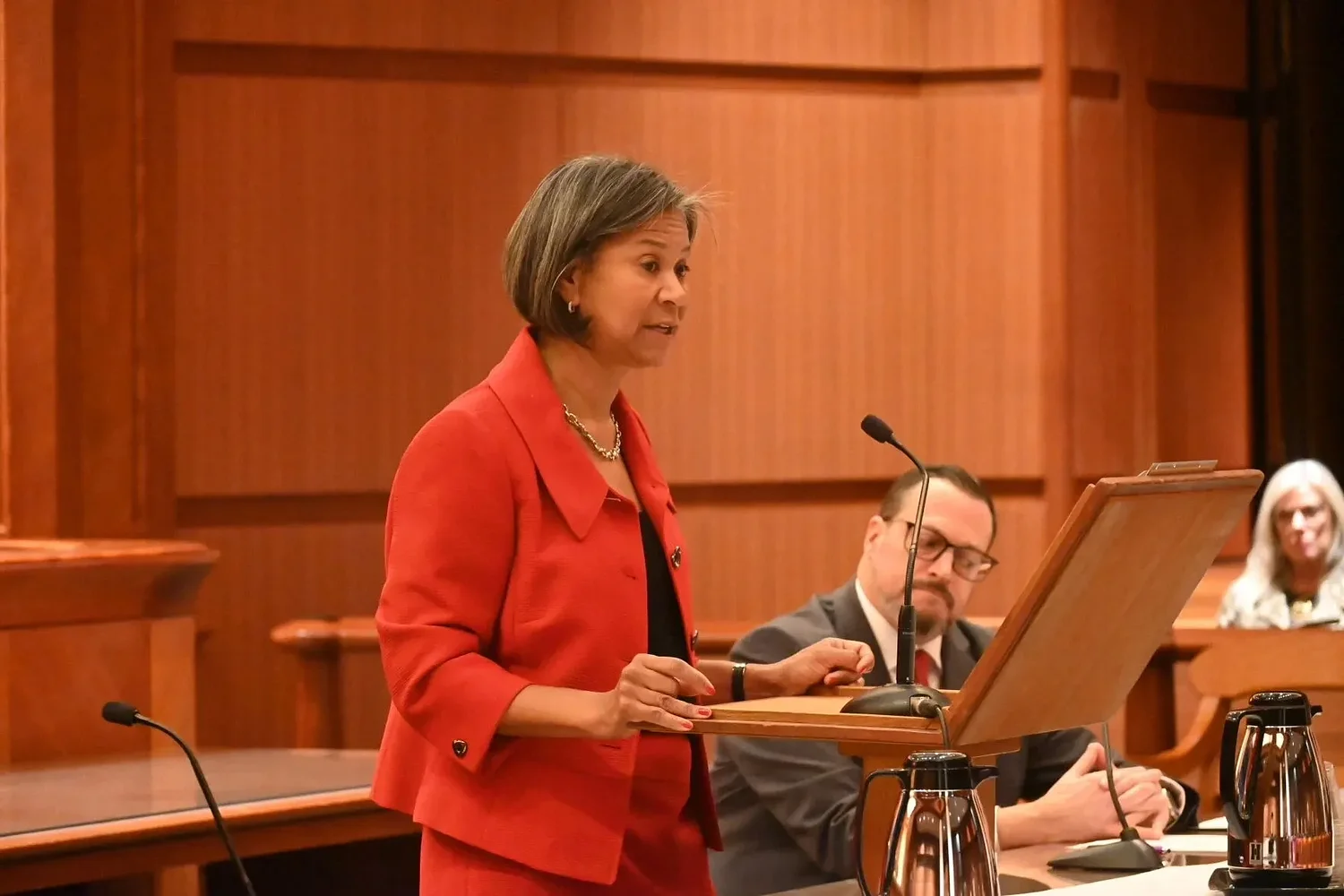 Mass. courts weigh AI efficiency, ethics angles