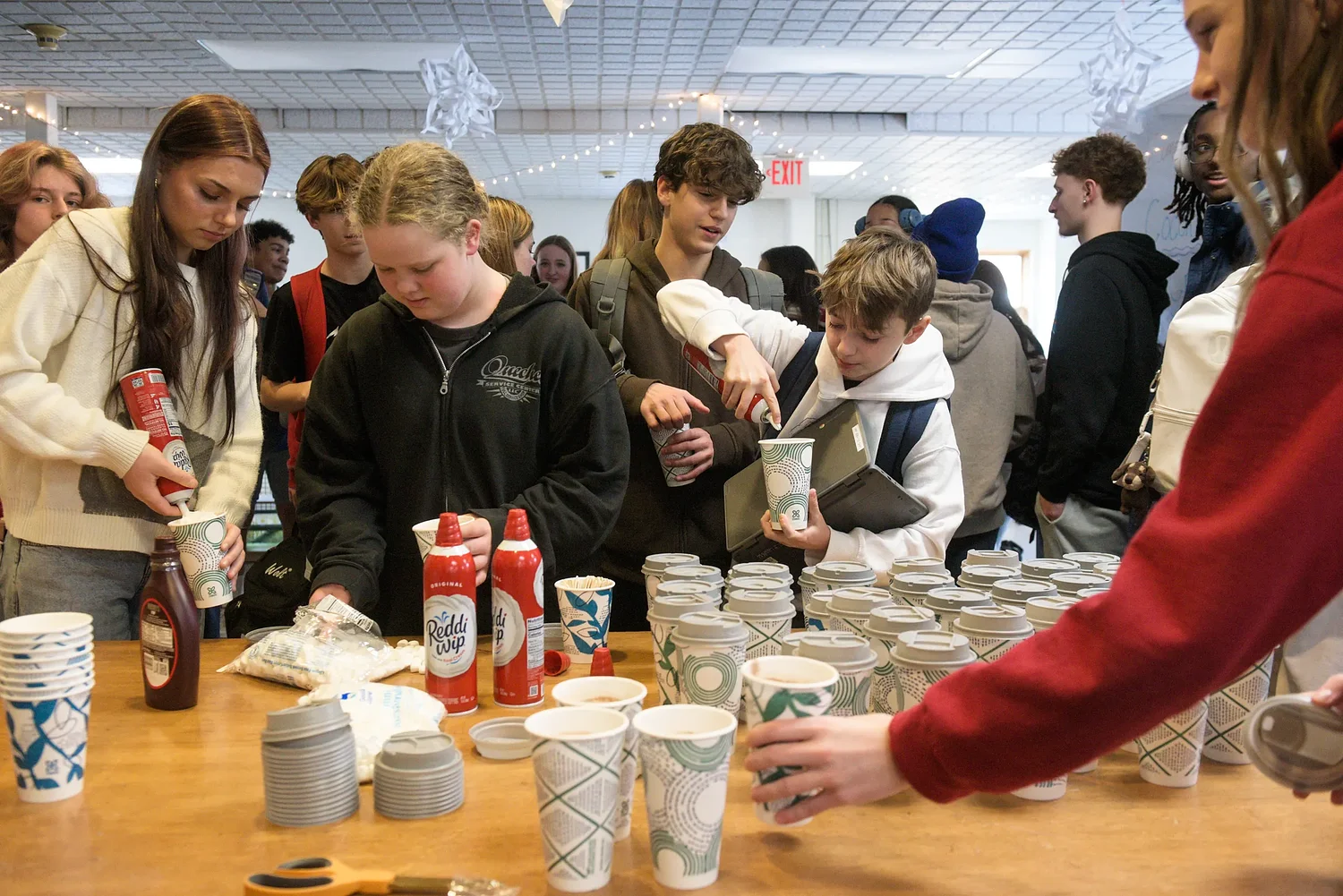 Link Crew program at Hartford High School eases transition for new students
