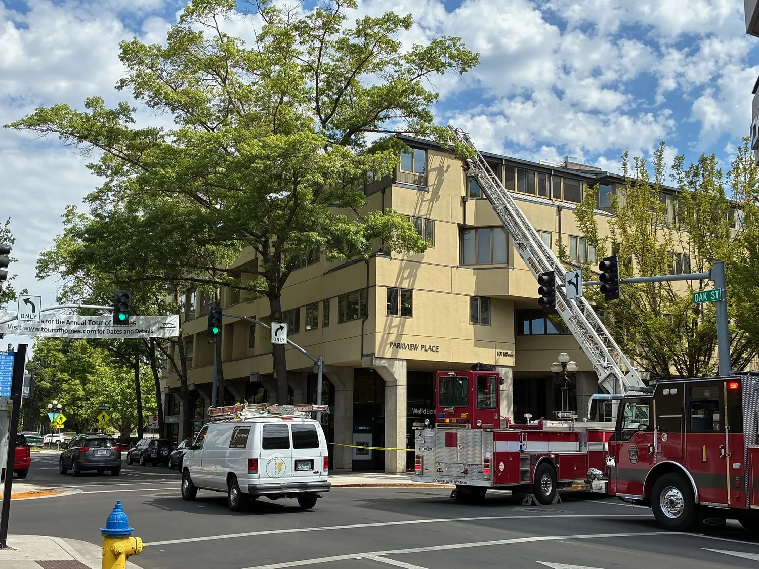 Report of gas leak in downtown office building closes East Broadway