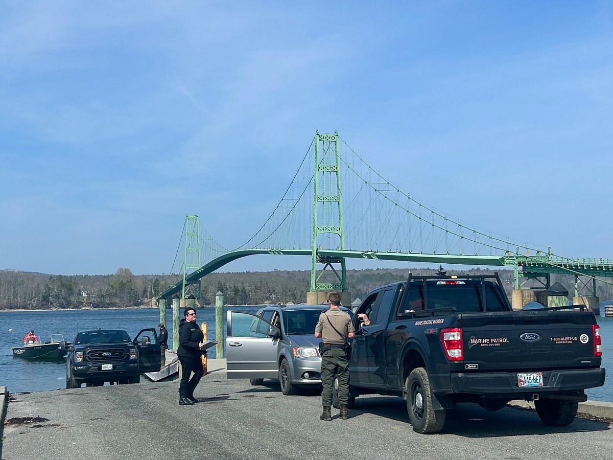 Body of missing kayaker recovered off Deer Isle 