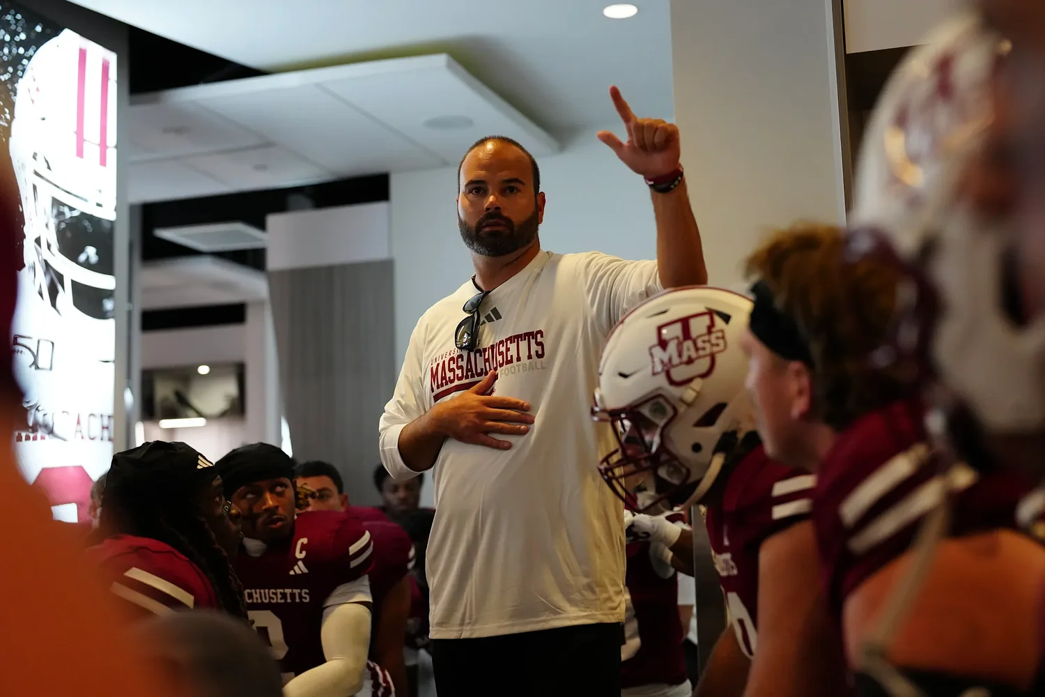 UMass football: Minutemen announce first transfer signing of 2026