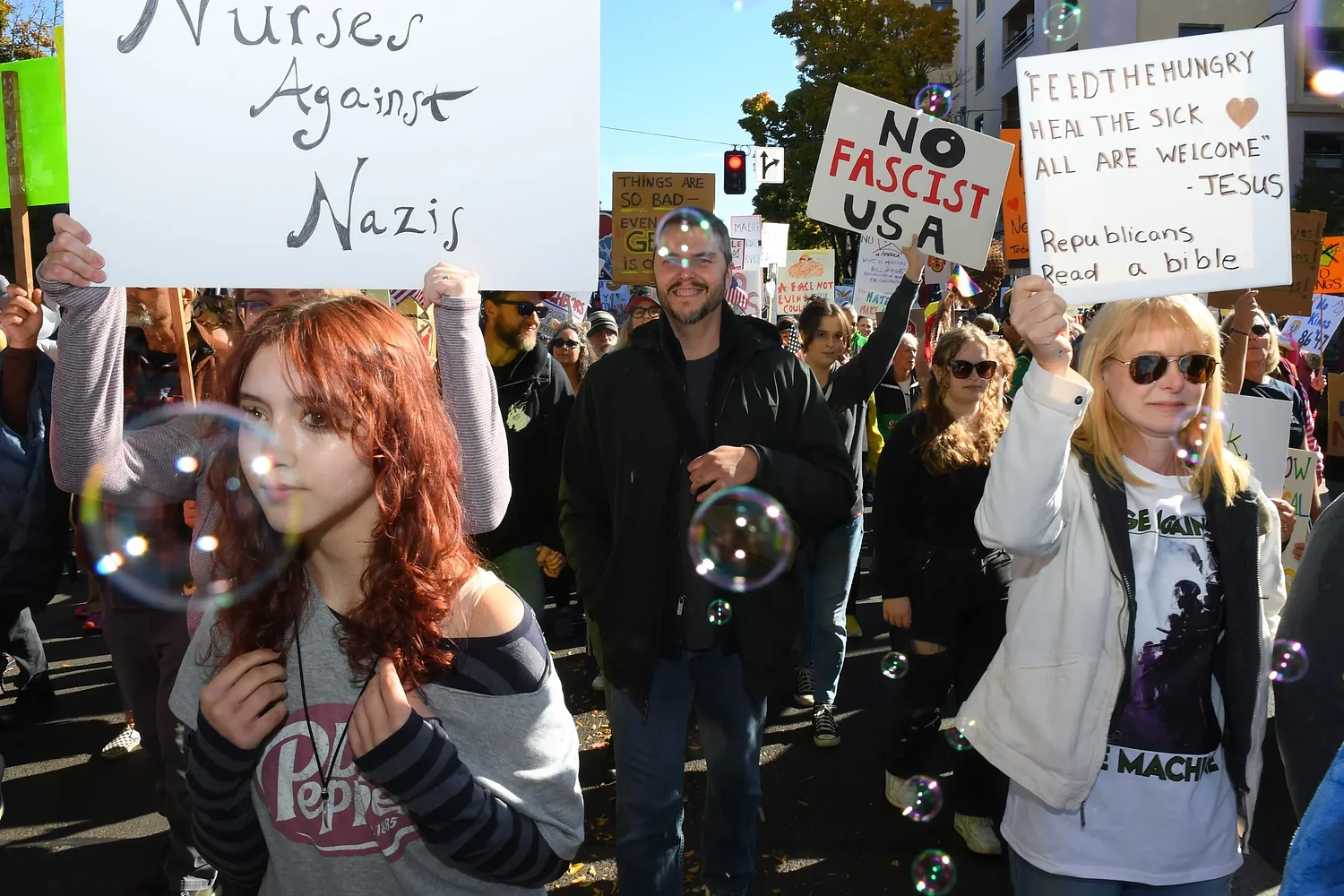 LIVE: Thousands take to Eugene streets for ‘No Kings 2’ rally