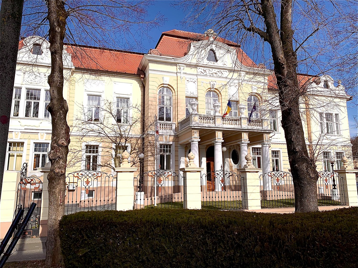 Coincidență: ULBS respectă sentința de a da informații unui student la o zi după apariția cazului pe Ora de Sibiu