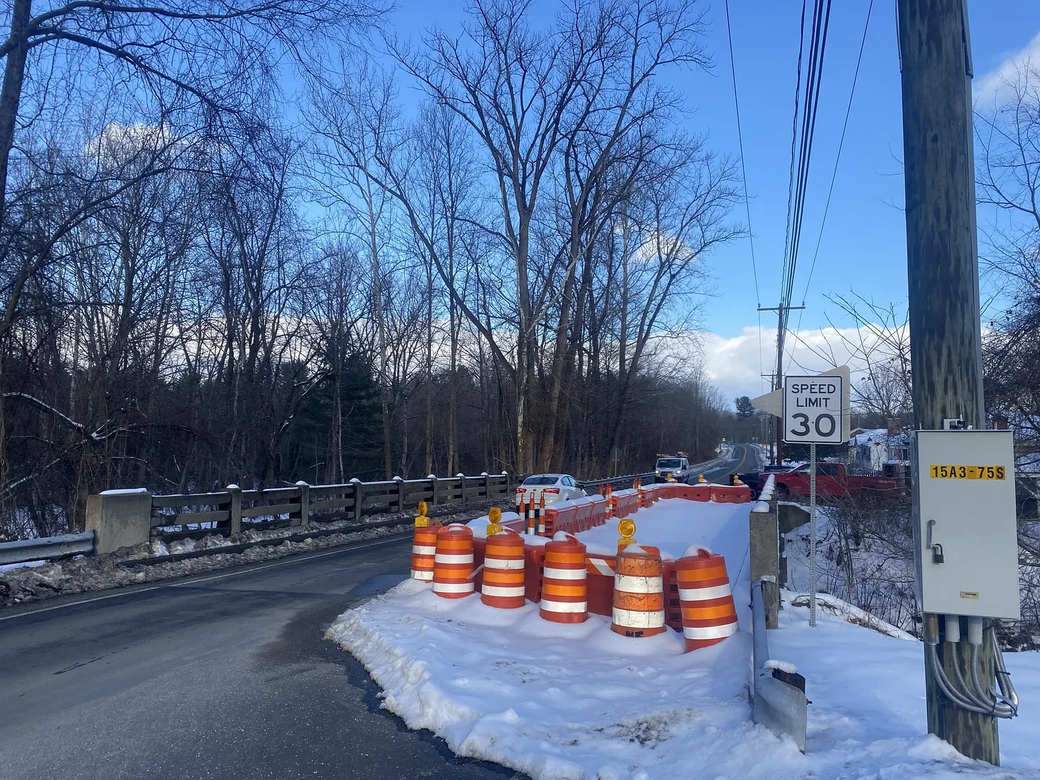 Crashes spotlight dispute over Southampton-Easthampton bridge
