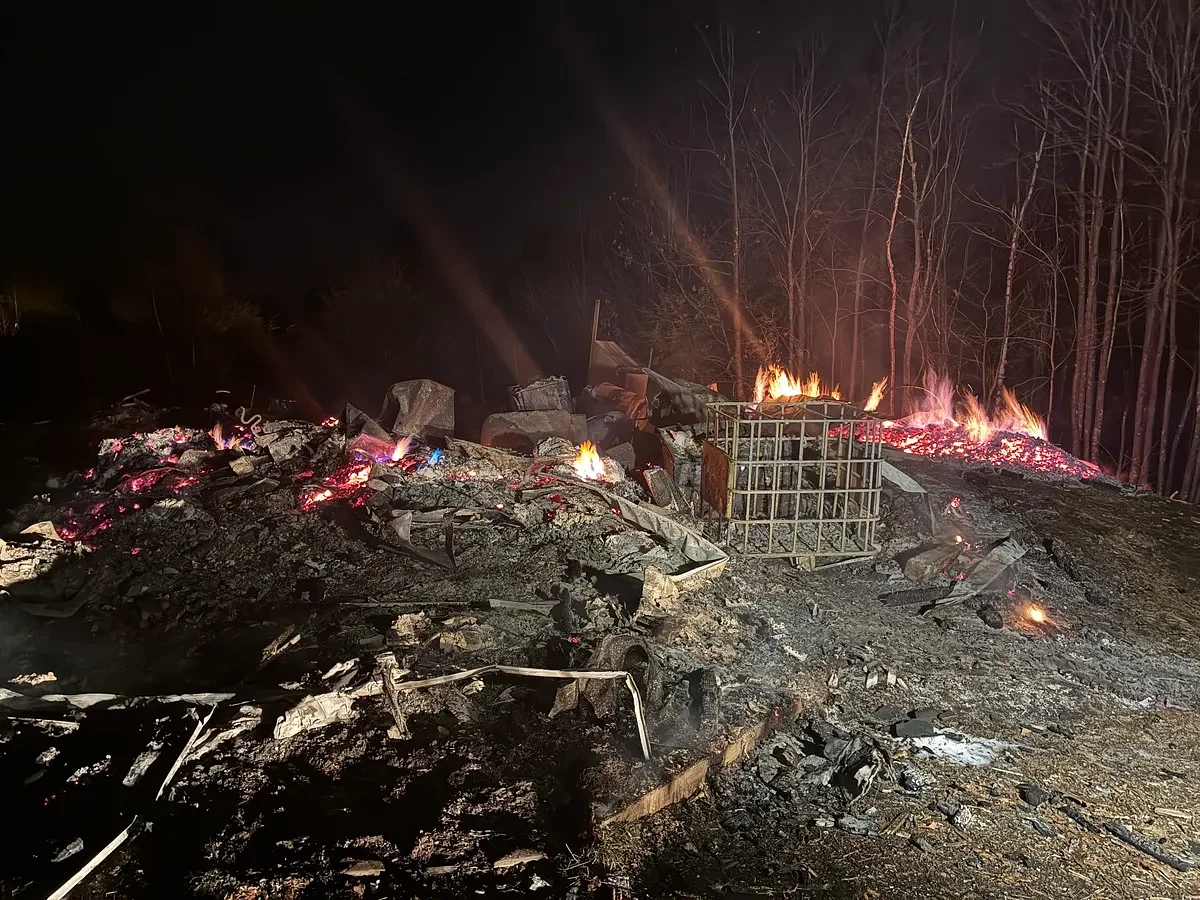 Man killed in remote Maine house fire