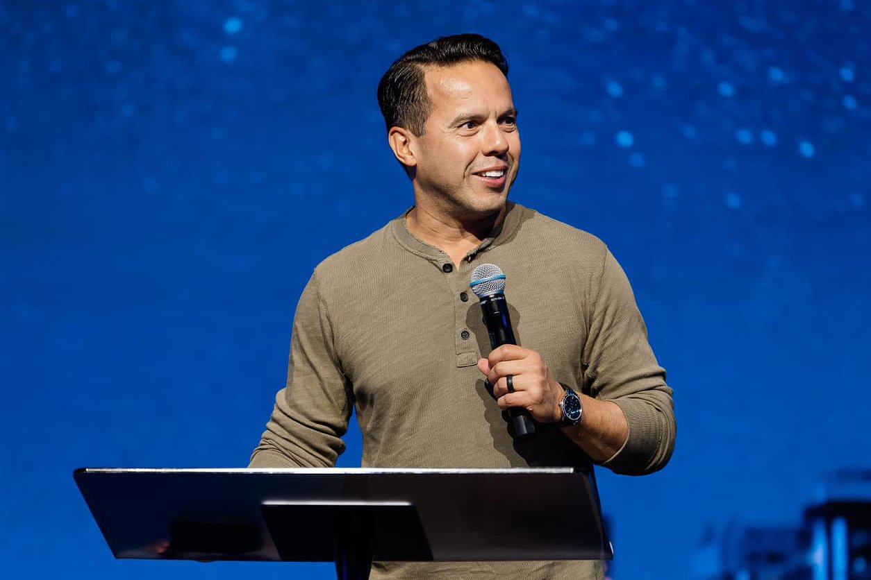 Evangelical Trump adviser urges Latino Christians ‘go to church’ amid fears of ICE