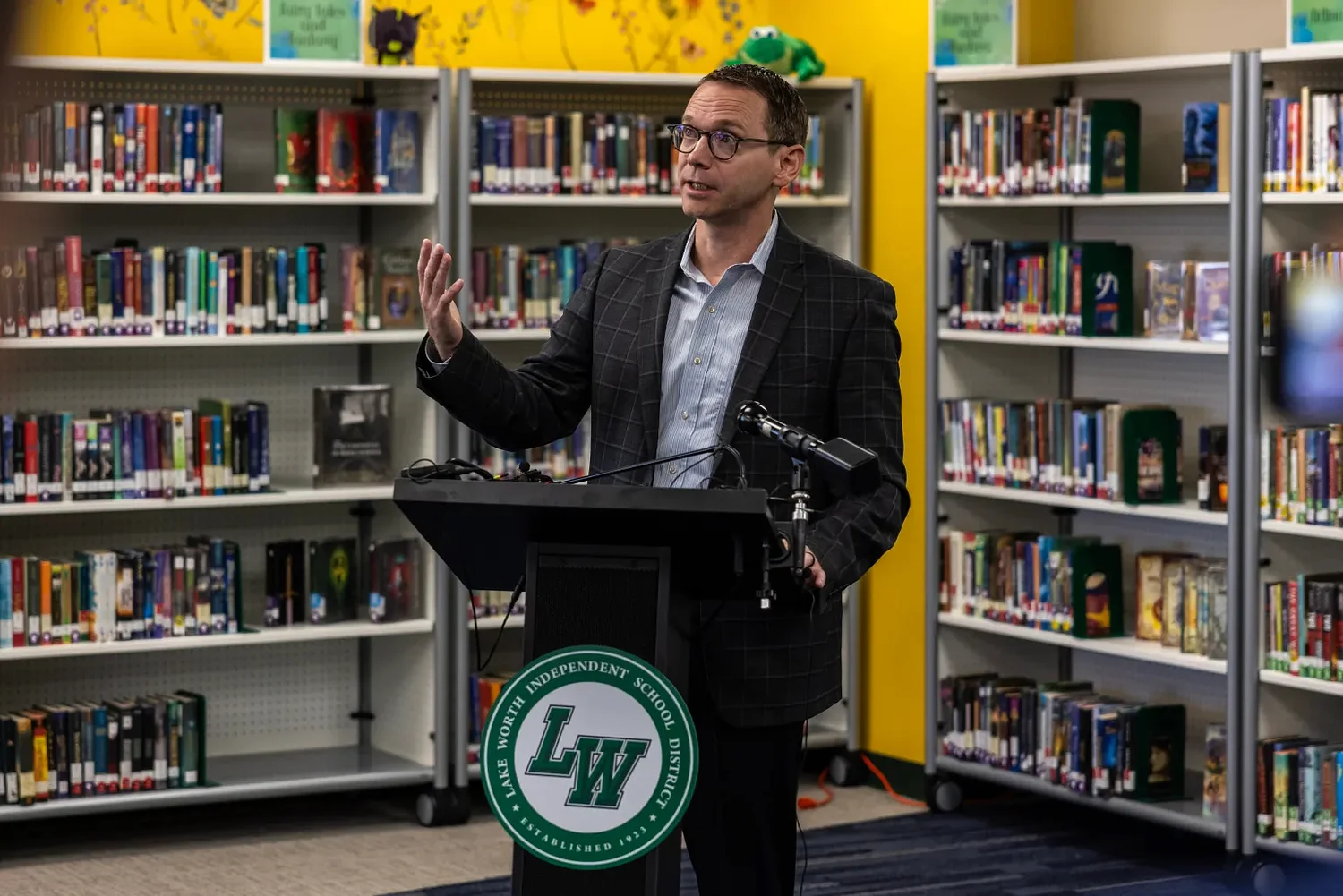 Texas names new superintendent, board to lead Lake Worth ISD under takeover
