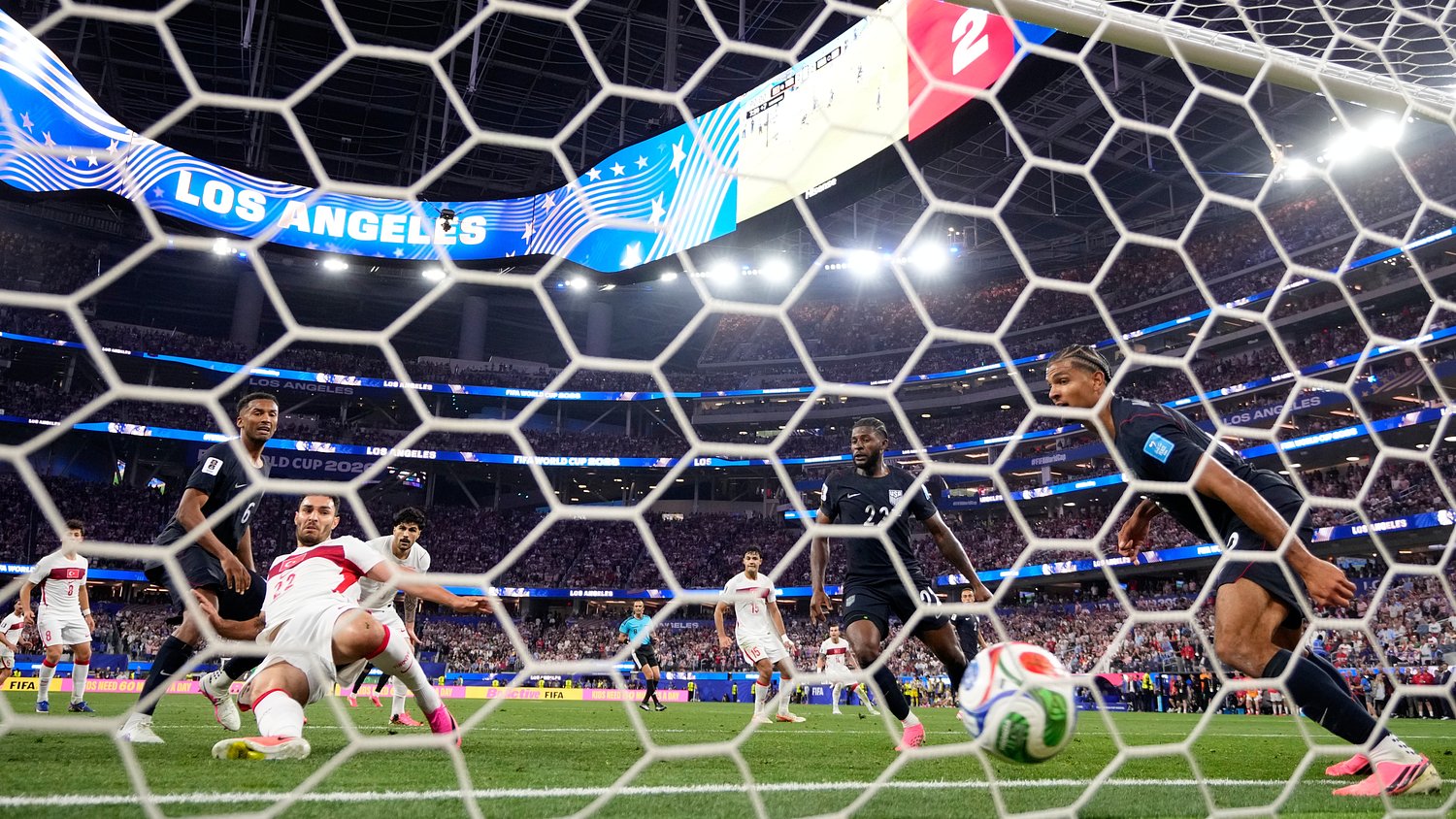 Turkey beats US with last-gasp goal as Americans look ahead to World Cup knockout stage