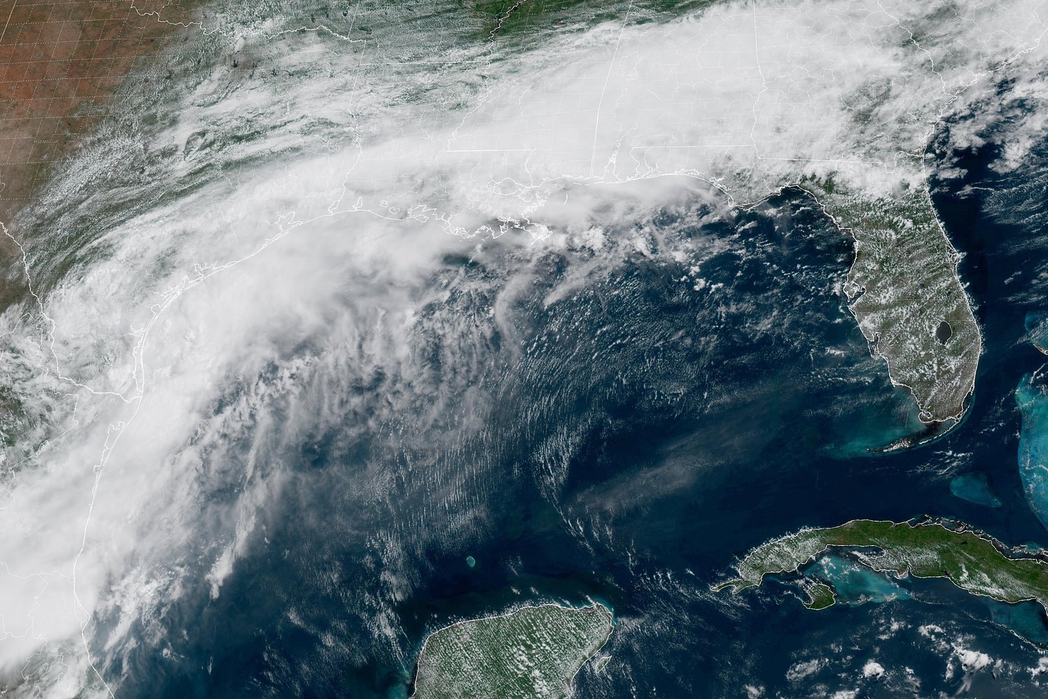 Tropical Storm Arthur, 1st of the season, drenches Gulf Coast