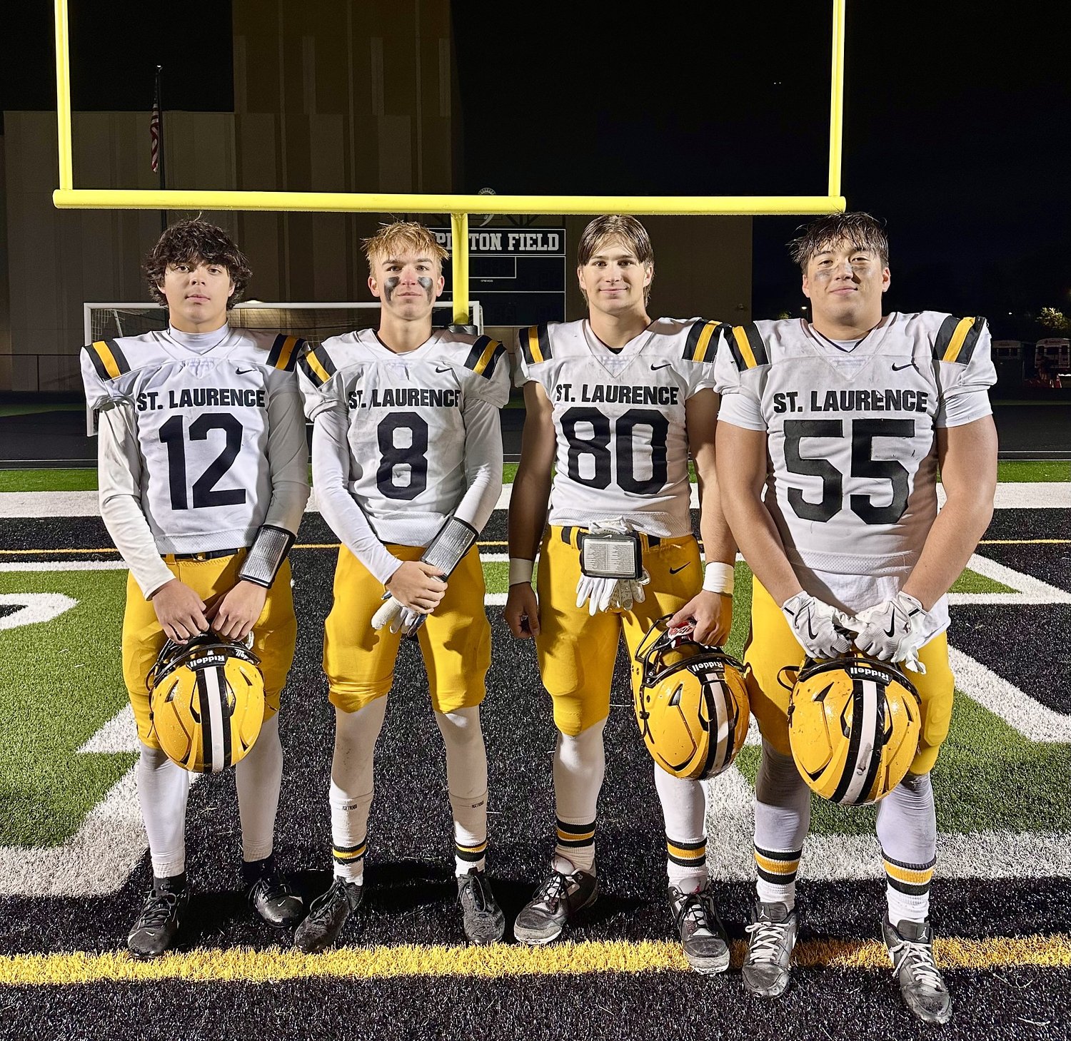 St. Laurence rumbles for IHSA Class 6A playoff win against Oak Lawn
