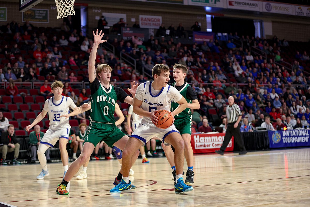 This northern Maine basketball team has gone from the hunter to the hunted