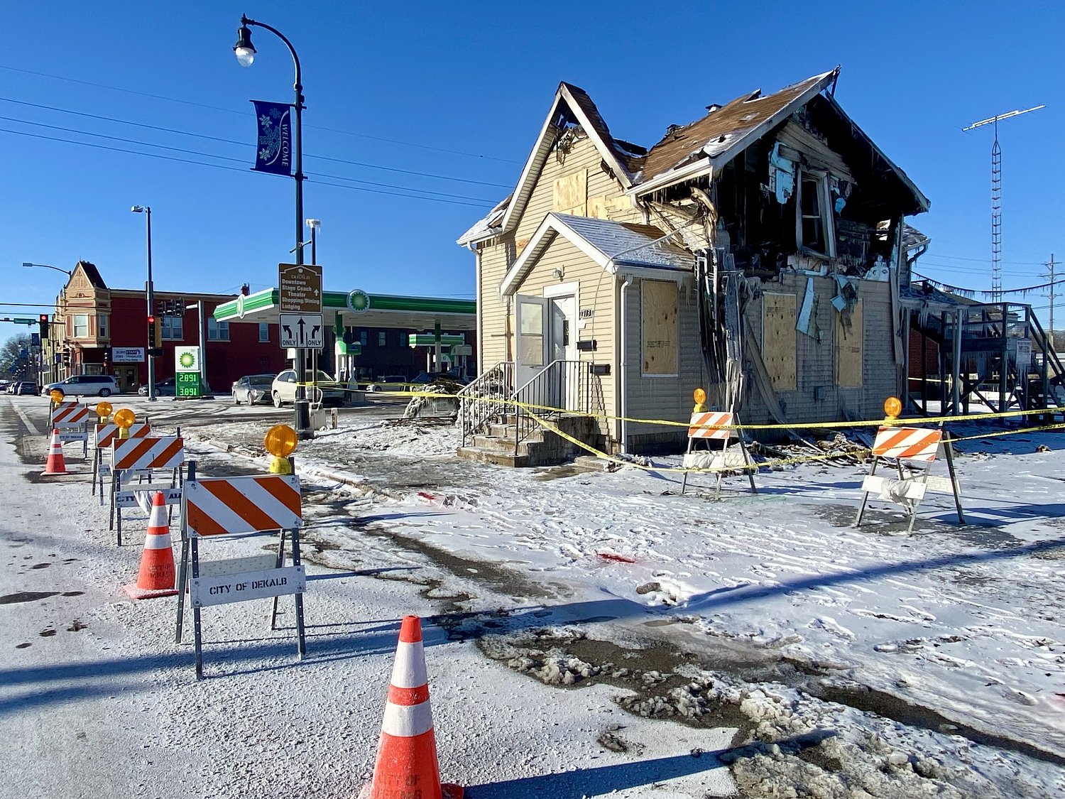 3 firefighters injured in DeKalb duplex fire caused by attempts to thaw frozen pipes