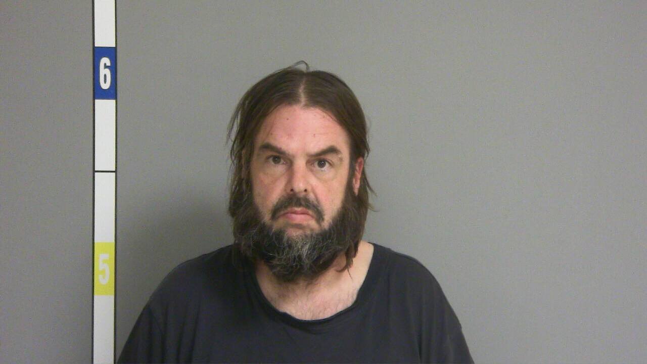 La Salle man accused of causing $9K damage to squad cars