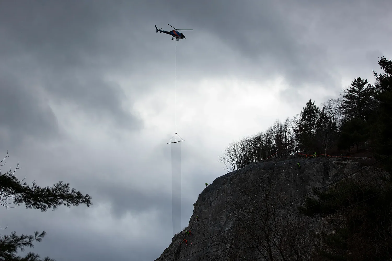Winter weather delays reopening of I-91 southbound lane in Fairlee