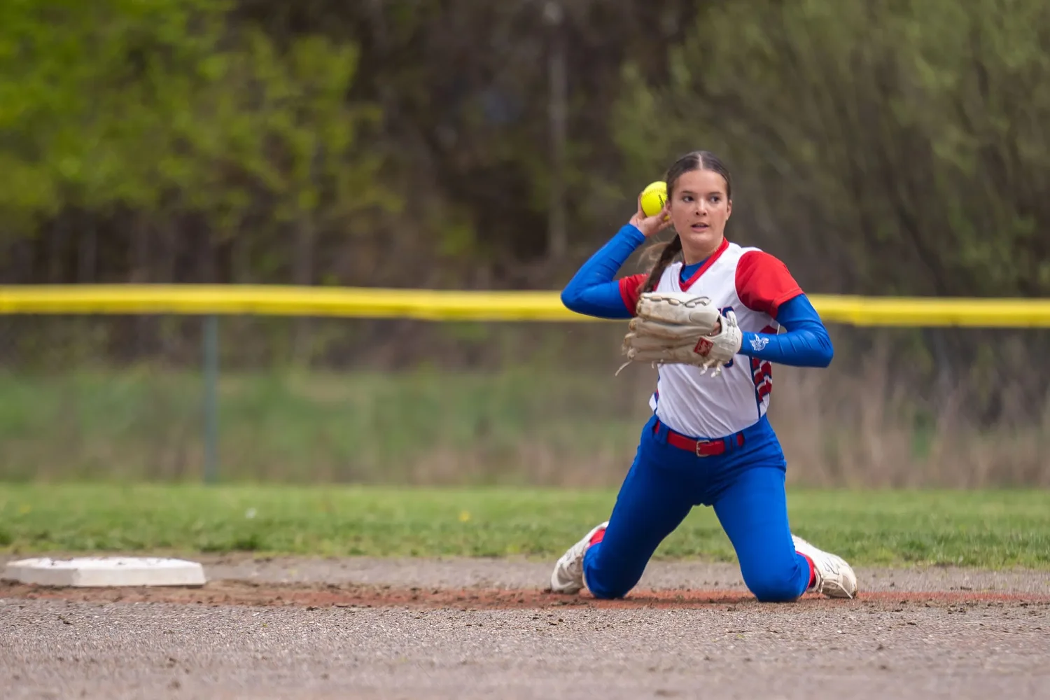 Vikings' early lead secures win against Conant softball team