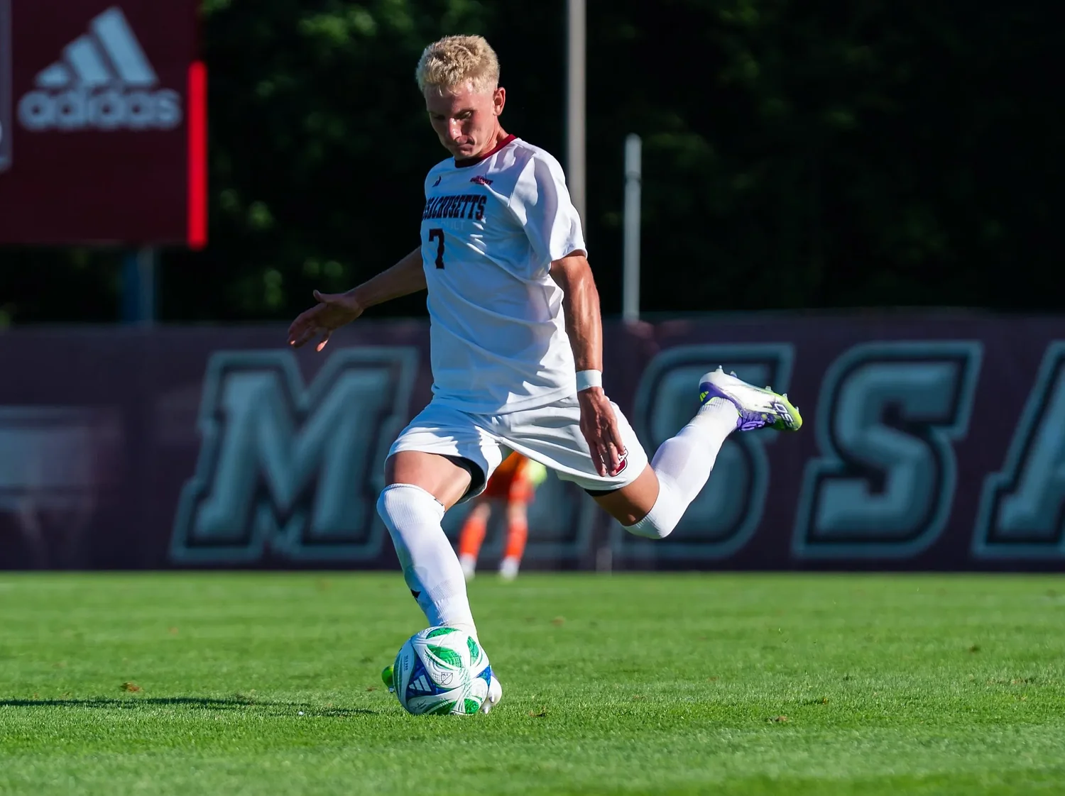 UMass soccer: No. 8 Minutemen overcome early deficit, defeat Siena in season opener