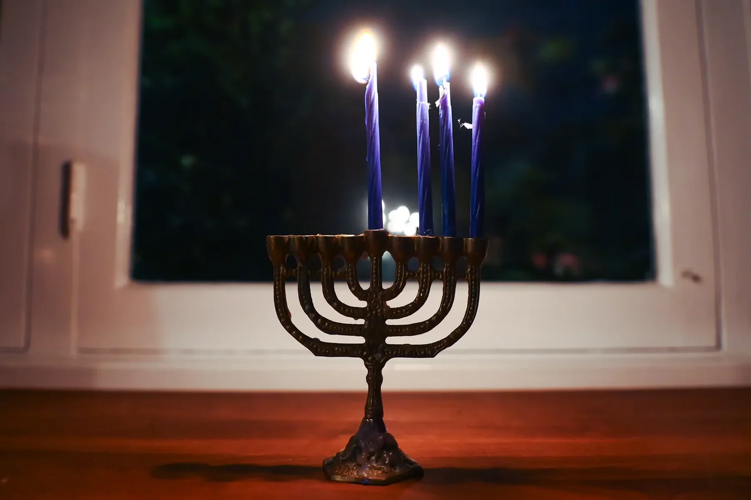 After deadly Hanukkah attack abroad, local Jewish community chooses to gather