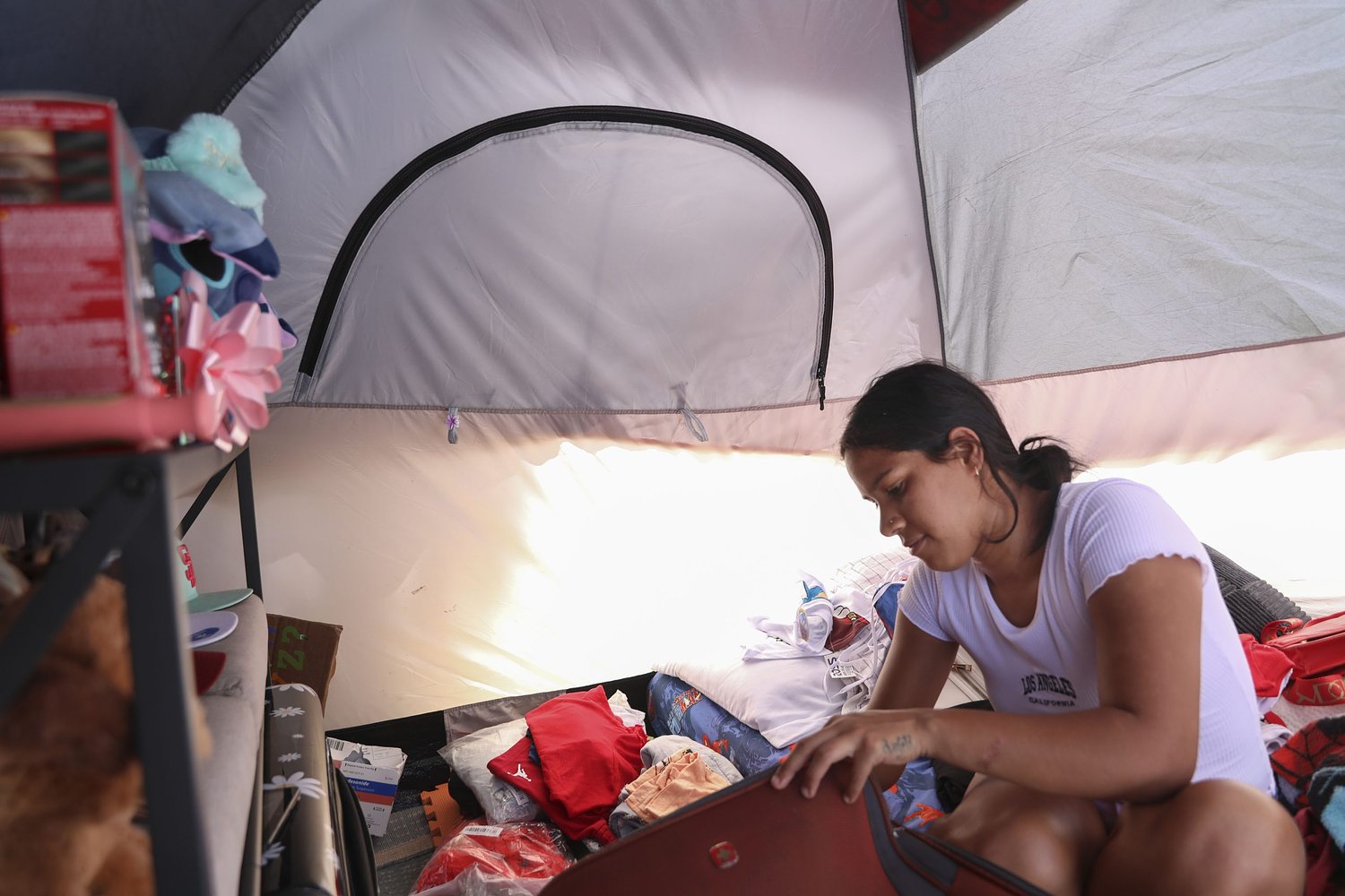 Migrant mothers, children living in tents in San Diego amid shelter shortage