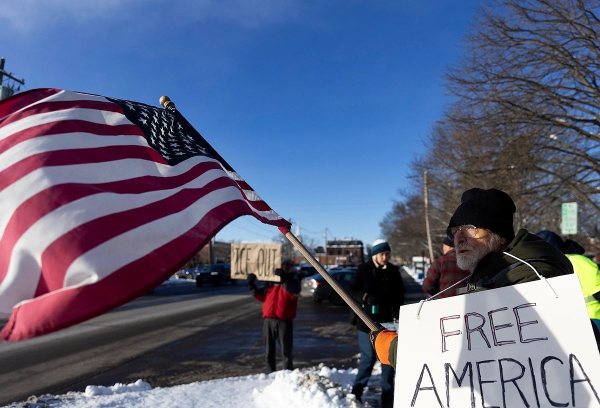 Maine ICE surge renews anger for Brunswick anti-Trump protesters