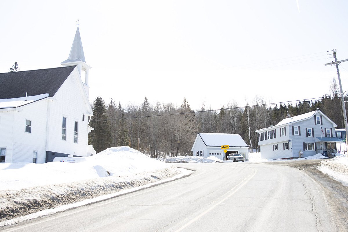 Aroostook town accuses plowing service of breaking contract