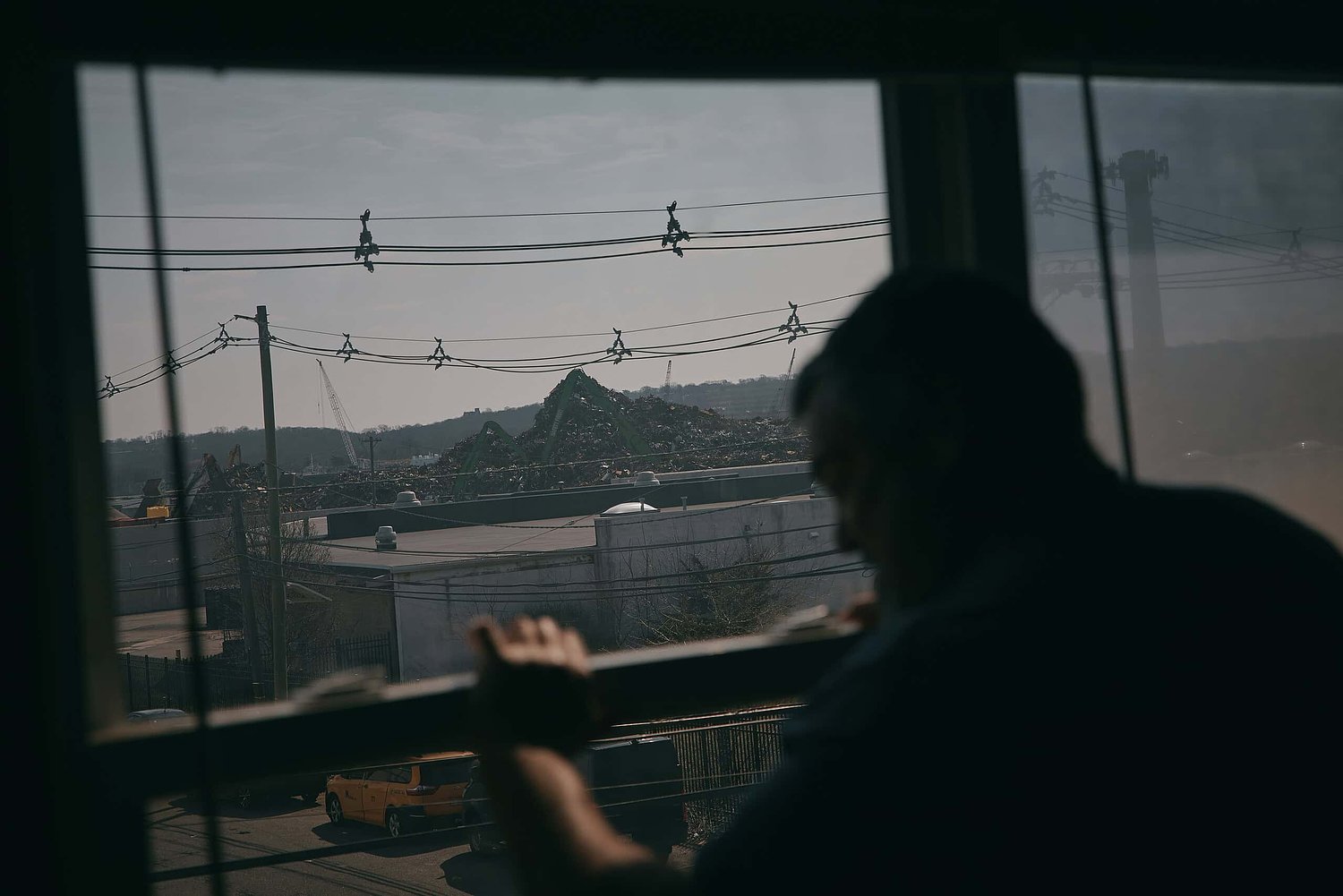 At Brady’s Dock, a neighborhood lives under a cloud of dust