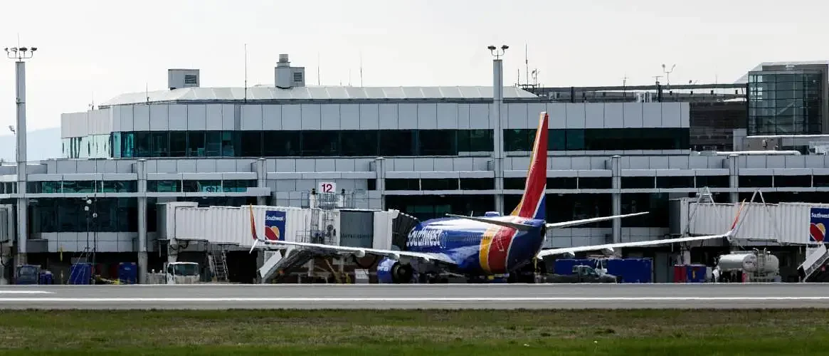 Canadian tourism continued to fall in January