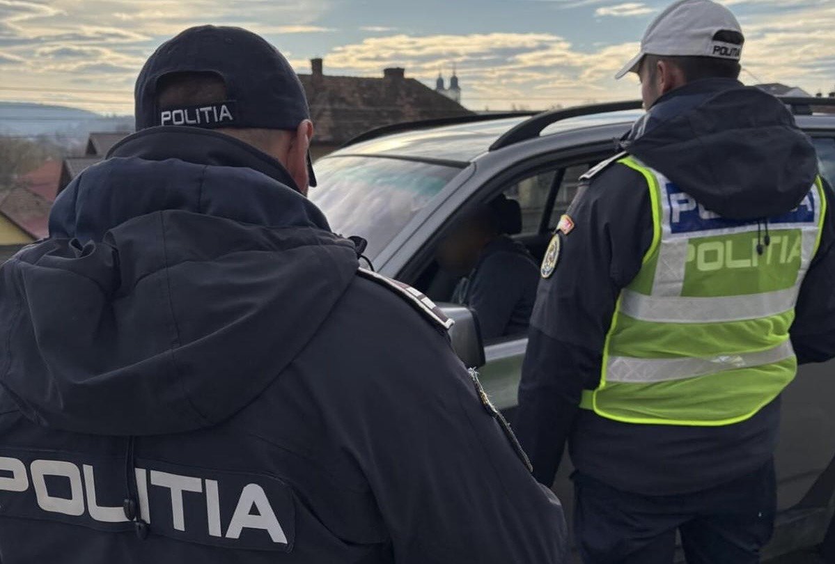 Polițiștii sibieni au avut treabă de Ziua Națională: doi șoferi s-au ales cu dosare penale
