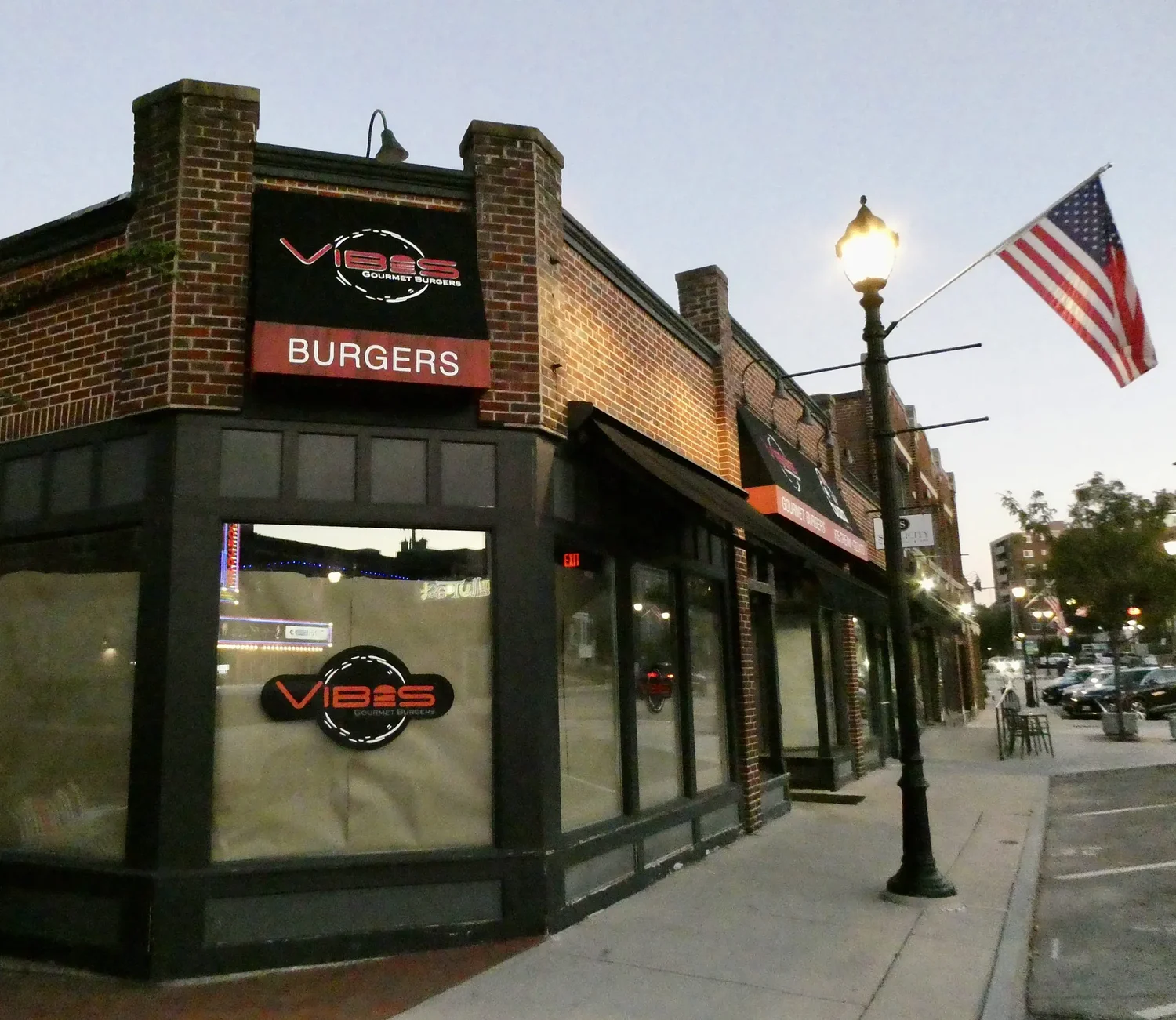 Vibes Burgers in Concord closes doors, leaving community hungry for answers