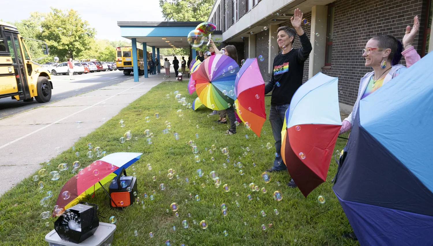 Rainbow welcome greets Amherst students on first day